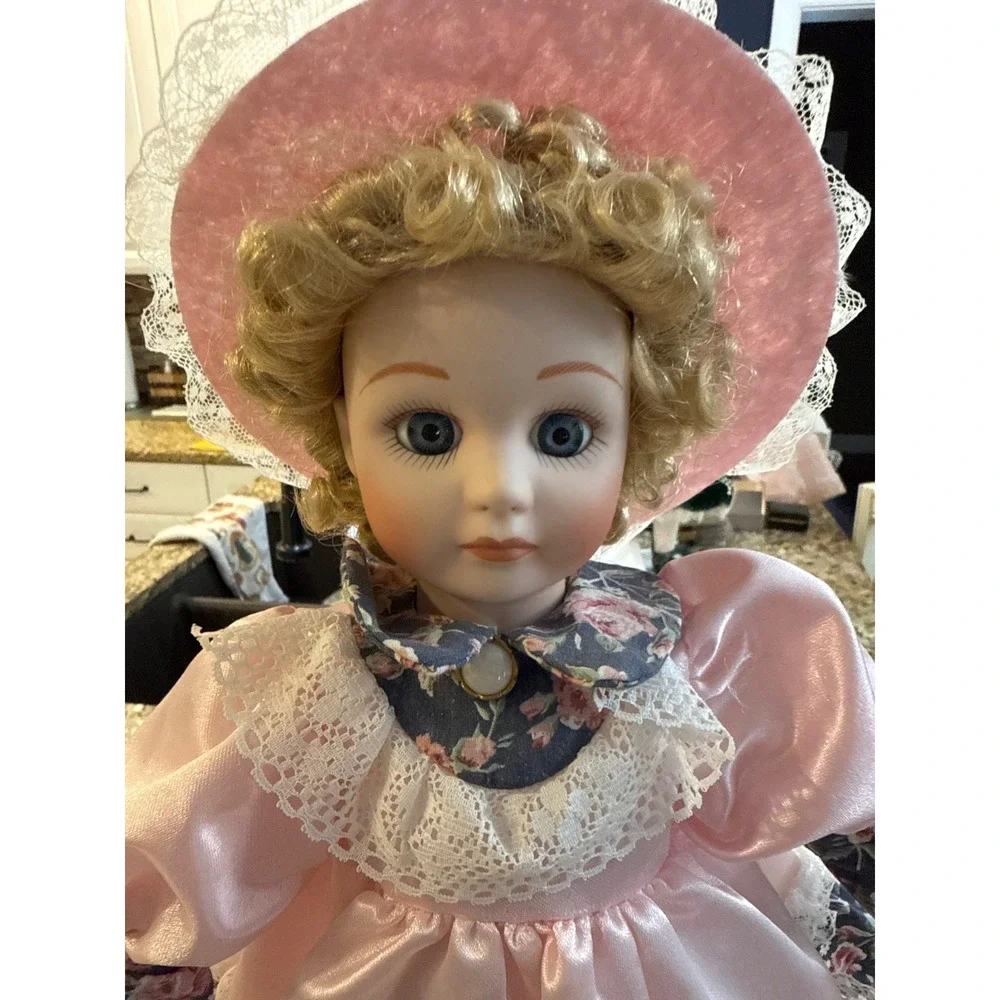 Victorian Treasures 1991 Porcelain Bisque Doll Blue Eyes Pink Floral Dress Stand